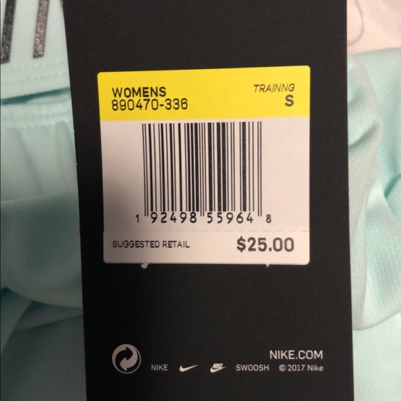 Nike Training shorts for Women - Picture 3 of 3